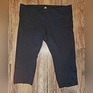 Women's Adidas yoga pants Capri